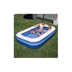 Szögletes családi medence...